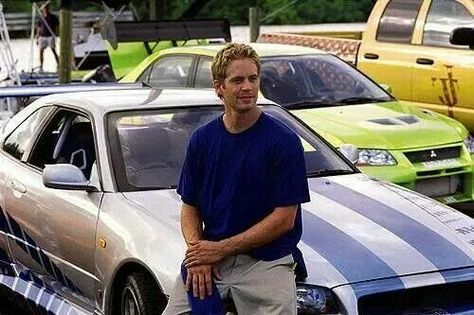 Paul sitting on his skyline from FF2 Paul Walker Wallpaper, Paul Walker Tribute, Paul Walker Pictures, Rip Paul Walker, Paul Walker Photos, Michelle Rodriguez, The Furious, Vin Diesel, Paul Walker