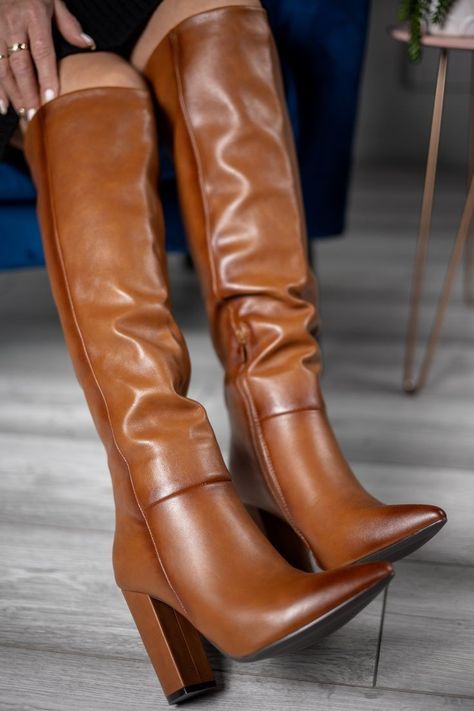 Boots For Ladies, Ladies Heels, Fall Boots Outfit, Winter Boots Outfits, Leather Western Boots, Tan Boots, Stylish Boots, Beautiful Boots, Boots Fall