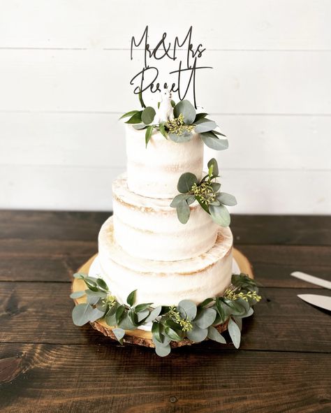 3 Tier Wedding Cake Eucalyptus, Sage Green Rustic Wedding Cake, 2 Tier Wedding Cake Greenery, Eucalyptus Wedding Cake Decor, Wedding Cake Eucalyptus Gold, 3 Tier Wedding Cake With Greenery, Simple Wedding Cake With Eucalyptus, Save Green Wedding Cake, Natural Wedding Cake Rustic