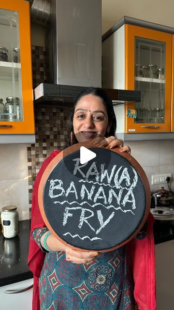 Banana Fry Recipes, Raw Banana Fry, Raw Banana Recipes Indian, Raw Banana Recipes, Banana Recipes Indian, Raw Banana, Fried Bananas, South Indian Food, Indian Snacks