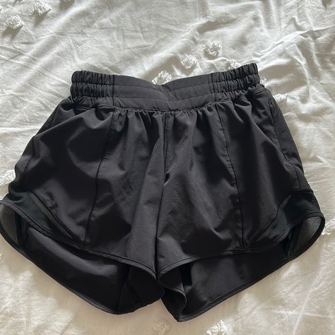 Hotty Hot Lr Short 4” Lined Lulu High Rise Shorts, Lululemon Kids, Cute Fits For School, Work Out Shorts, Lulu Lemon Shorts, Lulu Shorts, Lululemon Speed Up Shorts, Lululemon Hotty Hot Shorts, Athletic Clothes