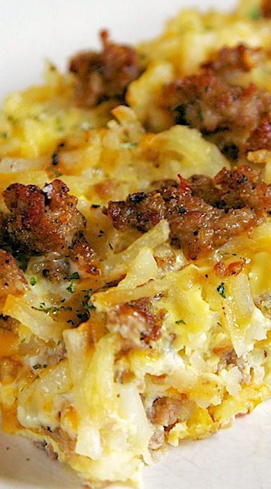 Sausage Hash Brown Breakfast Casserole, Hashbrown Crust, Hash Brown Breakfast Casserole, Sausage Hashbrown Breakfast Casserole, Hash Brown Breakfast, Menu Sarapan Sehat, Sausage Hash, Breakfast Hashbrowns, Hashbrown Casserole