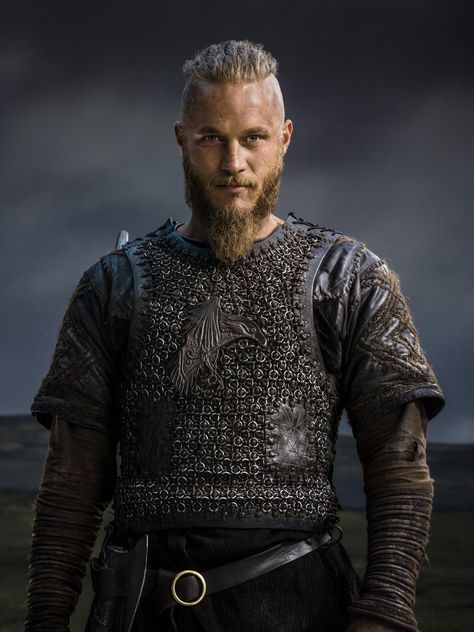 #TravisFimmel #RagnarLothbrok #Vikings #HistoryChannel Season Two Promo Pic Arm Tattoo Viking, Ragnar Vikings, Viking Pictures, Vikings Travis Fimmel, Ragnar Lothbrok Vikings, King Ragnar, Vikings Season, Viking Series, Viking Shop