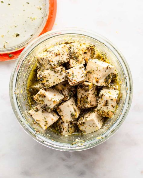 Tofu Feta Recipe (Marinated Raw Tofu) - Cooking With Elo Tofu Feta Vegan, Raw Tofu, Tofu Feta, Tomato Pasta Salad, Hummus Bowl, Mediterranean Bowls, Feta Recipe, Vegan Feta, Cherry Tomato Salad