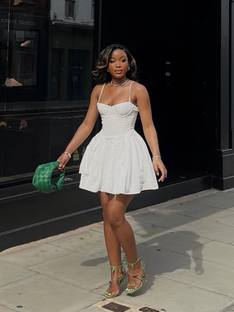 21st Bday Outfit Ideas Summer, All White Dress Outfit Classy, Cute Brunch Dresses, 21 Birthday Dress Ideas, White Dress Outfit, Cute Birthday Outfits, Cute Everyday Outfits, Dressy Outfits