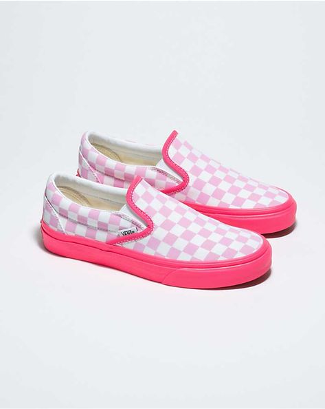 Customs Neon Pink Checkerboard Slip-On Checkerboard Outfit, Pink Checkerboard, Vans Shoes Women, Tenis Vans, Vans Pink, Van Doren, Cute Sneakers, Swag Shoes, How To Make Shoes