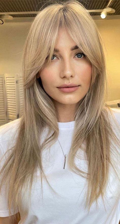 Straight Hair With Curtain Bangs, Cute Hairstyles With Curtain Bangs, Hairstyles With Curtain Bangs, Hairstyle Bob, Blonde Straight Hair, Hair With Curtain Bangs, Girl Hairstyle, Straight Blonde Hair, Dark Roots Blonde Hair