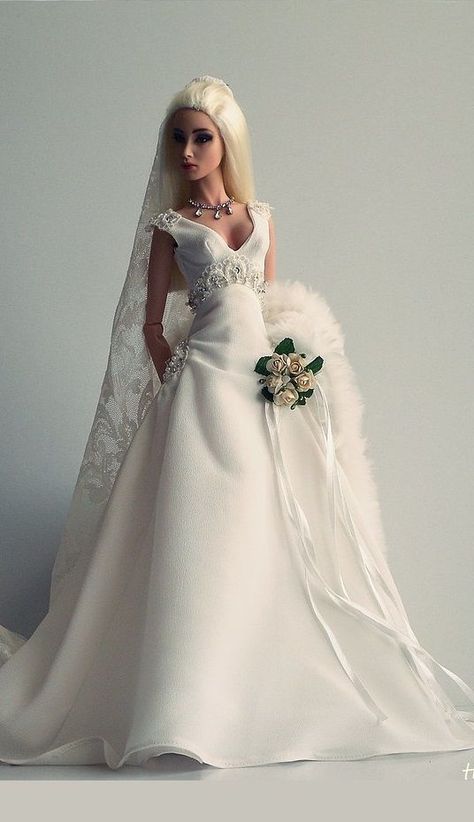 #uniqueweddingdresses Barbie Bridal, Barbie Wedding Dress, Unique Wedding Dresses, Barbie Doll Clothing Patterns, Barbie Bride, Wedding Dress Patterns, Curvy Barbie, Barbie Dress Fashion, Barbie Wedding