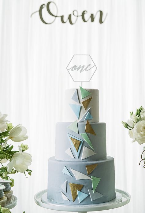 Kara's Party Ideas Geometric Fox Birthday Party | Kara's Party Ideas Fox Birthday Party, Geometric Wedding Cakes, Get Out Of My Head, Geometric Cake, Different Types Of Cakes, Lace Photography, 2nd Birthday Party For Boys, Geometric Fox, Fox Birthday