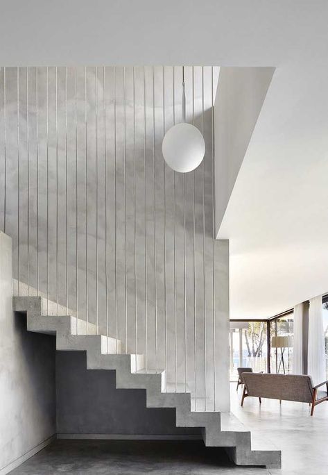 Architecture Stairs, درج ال�سلم, Concrete Staircase, Diy Staircase, Interior Staircase, Escalier Design, Staircase Ideas, Stair Railing Design, Concrete Stairs