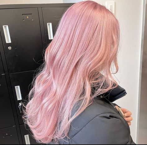 2525shirano Soft Pink Hair Color, Irl Pfp, Baby Pink Hair, Icy Pink, Light Pink Hair, Milky Pink, Visual Archive, Girl With Pink Hair, Pastel Pink Hair