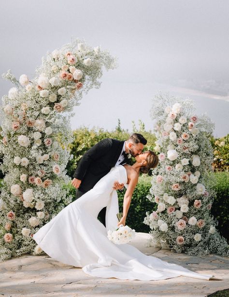 Ocean View Wedding, Floral Backdrops, Cliff Side, Classic Wedding Inspiration, Wedding Floral Design, Floral Arch Wedding, Wedding Stills, Wedding Ceremony Arch, Wedding Ceremony Flowers