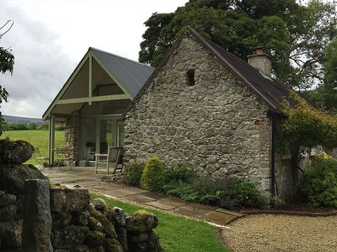 Irish Cottage Extension, Scotland Cottage, Irish House Plans, Cottage Extension, Wicklow Ireland, Irish Houses, Stone Accent Walls, Cosy Cottage, Stone Cottages