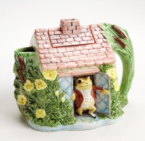 Cute Teapot, Ceramic Inspiration, Art Attack, Teapots And Cups, A Frog, Frog And Toad, Cute Frogs, Beatrix Potter, Toad