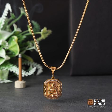 🕉️🕉️ Add to your style with the Gold Plated Lord Shiva Mahadev pendant chain necklace. It represents strength and spirituality, great for everyday wear or special occasions. Shop Now at divinehindu.in #LordShiva #Mahadev #PendantNecklace #Spirituality #hindu #divinehindu Shiv Lockets Gold, Shiva Pendant Gold For Men, Mahadev Pendant, Mahadev Gold Pendant, Lord Hanuman Pendant Gold, Lord Shiva, The Gold, Shiva, Chain Necklace