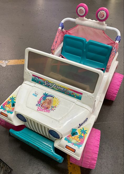 Barbie Jeep 90s, Plaid Walls, Barbie Power Wheels, Aesthetic Childhood, 90s Aesthetic Vintage, Barbie Merchandise, Barbie Jeep, Power Wheels Jeep, 2000s Childhood Memories