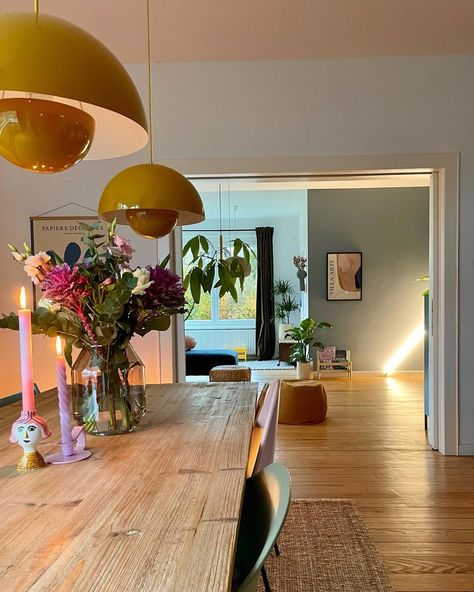 Olli on Instagram: “Enjoy your evening! #livingroom #livingroominspo #livingroomdecor #livingroomdesign #mylvngrm #diningroom #diningtable #diningroomdesign…” Colorful Scandinavian, Enjoy Your Evening, Table Manners, Dream Place, Vintage Interiors, Living Room Inspo, Mid Century House, Mid Century Modern Style, Dining Room Design