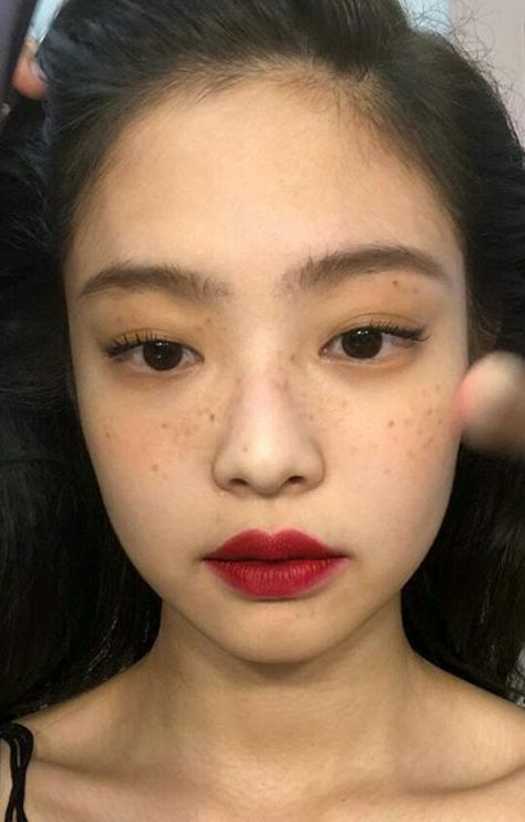 Makeup Asia, Makeup Ulzzang, Freckles Makeup, Light Makeup Looks, Ulzzang Makeup, Japanese Makeup, Ethereal Makeup, Makeup Makeover, Kiss Makeup