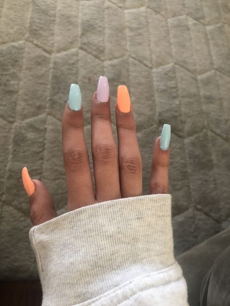 Plan Color Nails, Nail Ideas Different Colors, Acrylic Nails Preppy Summer, Beach Colored Nails, Beach Nails Acrylic Long, Preppy Nails Solid Colors, Different Shade Nails, Every Nail Different Color Shades, Cute Basic Blue Nails