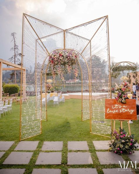 Wedding Entrance Arch Design, Wedding Entrance Decor Entryway Indian, Event Entrance Design Entryway, Venue Entrance Decor, Entrance Arch Wedding, Wedding Entrance Arch, Event Entrance Design, Event Entrance Arch Design, Event Entrance Arch