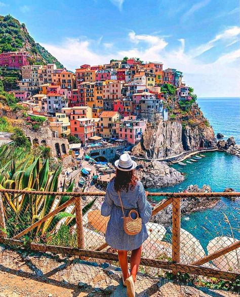 New destinations best areas best beaches best hotels best sights and best travel photography in all world travel destinations. Manarola Italy, All About Italy, 일본 패션, Family Travel Destinations, Dream Travel Destinations, Italian Summer, Summer Adventures, Best Vacations, Amazing Destinations