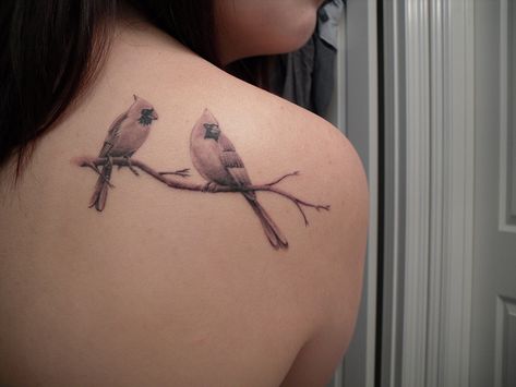 cardinals on a branch tattoo...if I were ever brave enough..would love a cardinal tattoo... Cardinal Bird Tattoos, Small Cardinal Tattoo, Red Bird Tattoos, Cardinal Tattoo, Bird Tattoos For Women, Cardinal Tattoos, Tatuagem Masculina Pequena, Bird Branch, Tattoo Bird