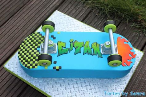 Skateboard Party Decorations, Skateboard Cake, Skateboard Birthday Party, 13 Cake, Skateboard Party, Skateboard Birthday, Teenager Party, Cruiser Skateboard, Harry Birthday