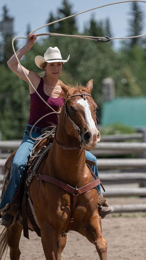 Amy Fleming Heartland, Heartland Horses, Call Babe, Heartland Characters, Chestnut Horses, Real Cowgirl, Amy Fleming, Heartland Quotes, Heartland Amy