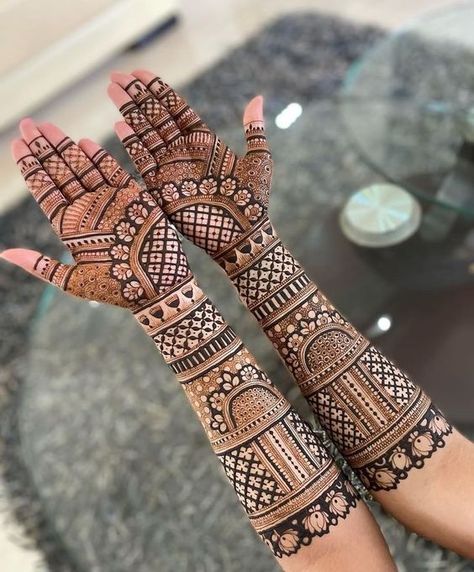 Mhendi Design Full Hand Back, Mehedi Bridal Design, Mehandi Designs Bharwa, Mendhi Full Hand Design, Mehedi Design Full Hands, Mehendi Designs For Full Hands Bridal, Rajasthani Mehndi Designs Full Hand, Basic Bridal Mehandi, Mehindhi Design Full Hand