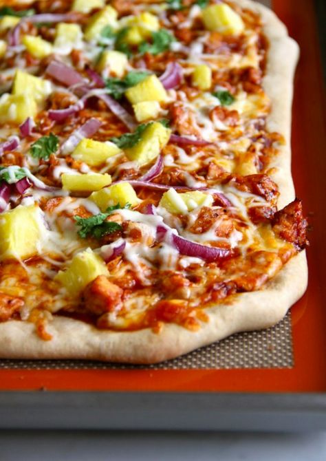 BBQ Chicken, Pineapple, and Red Onion Pizza | climbinggriermountain.com Fresh Pineapple Recipes, Chicken Pineapple, Onion Pizza, Barbeque Chicken, Weekend Food, Pizza Roll, Pineapple Pizza, Mushroom Pizza, Bbq Chicken Pizza