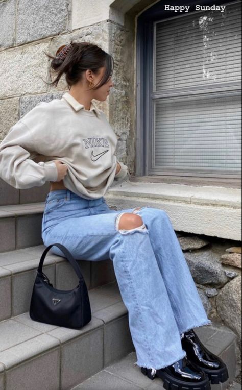 40s Mode, Looks Pinterest, Foto Tips, Outfit Jeans, Trik Fotografi, Streetwear Fashion Women, Indie Outfits, Moda Vintage, Mode Inspo