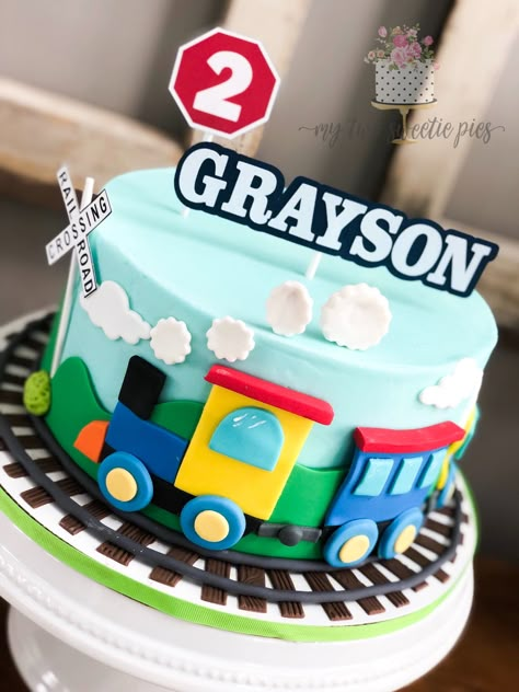 Train Cakes For Boys 2nd Birthday, Train Birthday Party Cake, Train Theme Cake, Train Cake Ideas, 2nd Bday Cake, Bob The Train, Thomas The Train Birthday Party, Second Birthday Cakes, Train Birthday Cake