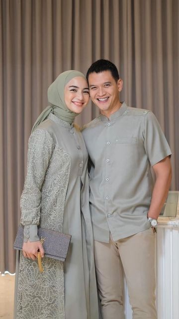 Lebaran Outfit, Mix And Match Outfits Hijab, Ootd Lebaran, Dress Lebaran, Korean Style Hijab, Brukat Dress, Outfit Hijab Casual, Outer Dress, Model Gamis