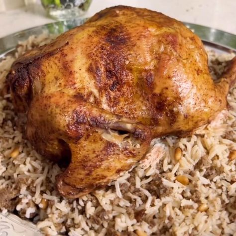 Arabic Stuffed Chicken with Rice (Jaj Mahshi) Rice Stuffed Chicken, Whole Chicken Marinade, Ground Beef Rice, Chicken With Rice, Rice Stuffing, Spiced Rice, Chicken Stuffed, Arabic Style, Ground Lamb