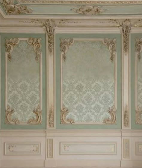 Wall Molding Victorian, Baroque Room, Ornate Wallpaper, Wall Molding Design, New Ceiling Design, House Wall Design, Baroque Decor, Latest Living Room Designs, Wainscoting Panels