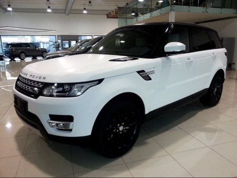 Matte White Range Rover Sport Range Rover Truck, White Range Rover Sport, Matte White Range Rover, White Range Rover, Range Rover White, Carros Bmw, Luxury Cars Range Rover, Bmw I3, First Cars