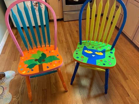 Piggie And Gerald, Teacher Chair, Teacher Chairs, Hand Painted Chairs, Chicka Chicka Boom Boom, Chicka Chicka, Painted Chair, Maple Ridge, Chair Ideas