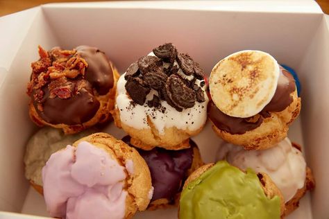 Japanese Cream Puff, Cream Puff Flavors, Mini Cream Puff, Strawberry Green Tea, Choux Puff, Green Tea Cookies, Choux Cream, Creme Puff, Cupcake Cream