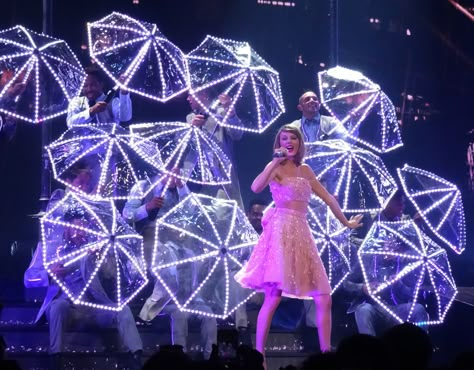 1989 Songs, Taylor Swift 1989 Tour, 1989 World Tour, The 1989 World Tour, Light Up Dresses, Led Costume, Dance Props, 1989 Tour, Mickey Safari