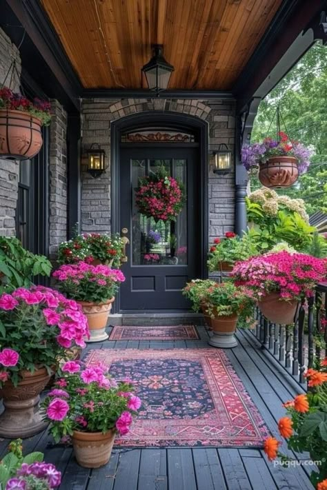 Spring Porch Decor, Porch Chairs, Backyard Designs, Casa Country, Front Porch Decorating, Container Gardens, Porch Design, Decks And Porches, Outdoor Patio Decor