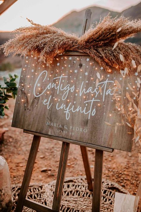 Catalogo | Lovely Couple | LovelyCouple.es Ideas Boda Decoracion, Wedding Decorations Flowers, Jasmine Wedding, Boho Wedding Decorations, Cute Wedding Ideas, Dreamy Wedding, Wedding Time, Diy Wedding Decorations, Wedding Deco