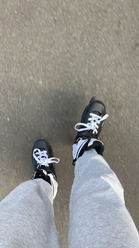 Roller Blades Aesthetic, Inline Skating Aesthetic, Roller Blading Aesthetic, Rollerblading Aesthetic, Roller Skating Aesthetic, Roller Blading, Best Soccer Shoes, Aggressive Inline Skates, Roller Blades