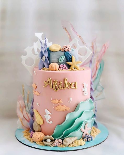 Mermaid Theme Smash Cake, Smash Cake Mermaid, Mermaid Cake Smash 1st Birthdays, Cake Smash Mermaid Theme, Sea Theme Cake, One Tier Mermaid Cake, Under The Sea Cake, Sea Cake, Ariel Mermaid