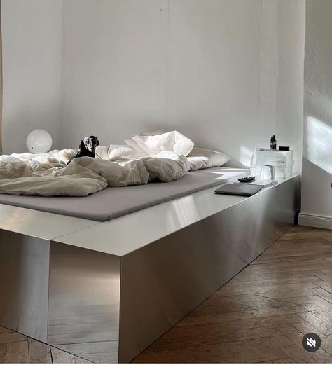 Chrome Bedroom, London Apartment Interior, 70s Interior, Steel Bed, Minimalist Interior Style, Minimalist Apartment, Interiors Dream, Neutral Walls, June 30