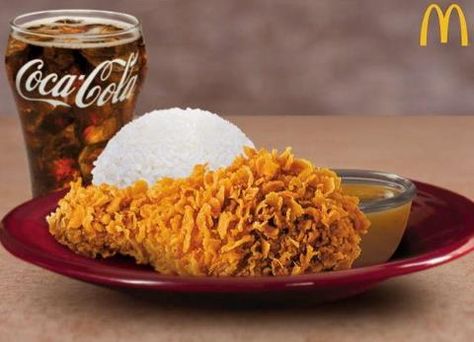 #1 selling meal in McDonalds in the Philippines. "Chicken Mcdo". Rice, fried chicken with gravy. Mcdo Meals, Fried Chicken With Gravy, Chicken With Gravy, Rice Fried, The Philippines, Fried Chicken, Gravy, Philippines, Rice