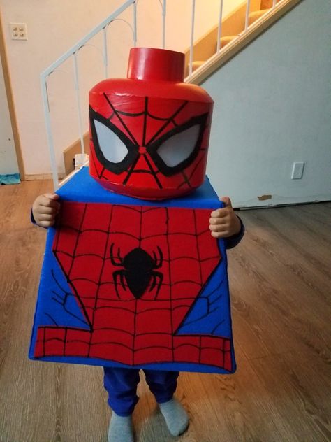 Spider Man Halloween Costume, Lego Costume Diy, Lego Man Costumes, Lego Halloween Costumes, Lego Spider Man, Spider Man Halloween, Recycled Costumes, Lego Spiderman, Lego Costume