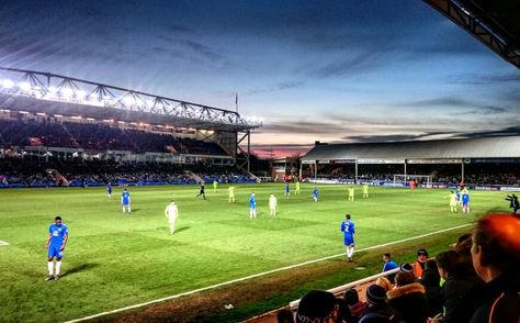 London Road, Peterborough United Puddlemere United, Wellingborough England, Peterborough United, London Markets Borough, Peterborough Cathedral, Peterborough, Soccer Field, London, The Unit