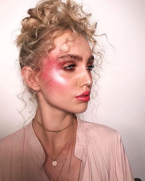 Pink blush! 🍓 @jamesmolloymakeupartist #makeup #photography #pink #blush #soapbrows #brows #model #modelife #fashion #fashionmakeup #hair… Heavy Pink Blush Makeup, Extreme Blush Makeup, Bold Cheek Makeup, High Blush Makeup, Heavy Blush Makeup Looks, Heavy Blush, 80s Blush, Dewy Highlighter, Friday Makeup