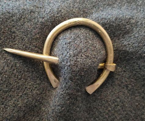 Brass Penannular Brooch/ Viking Cloak Pin Cloak Pin Brooches, Viking Cloak, Viking Crafts, Penannular Brooch, Metalworking Projects, Cloak Pin, Wool Cloak, Pin Lock, Horseshoe Ring