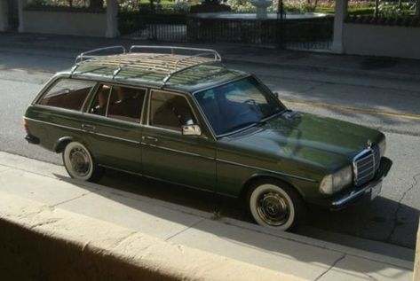 1980 Mercedes Benz 300D Station Wagon For Sale Front Station Wagons For Sale, Vintage Mercedes, Mercedes W123, Mercedes 300, Wagons For Sale, Wagon Cars, Daimler Benz, Classic Mercedes, Mercedes Benz Classic